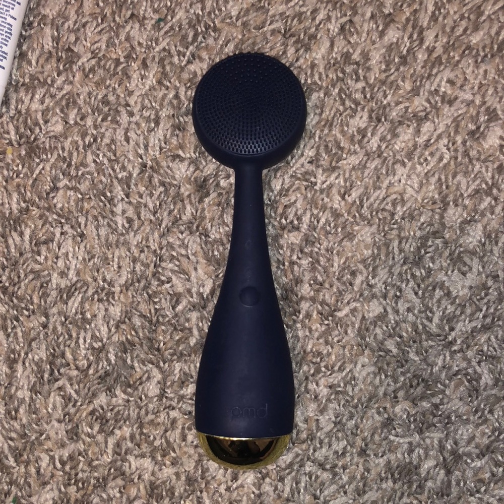 PMD Clean Smart Facial Cleansing Device